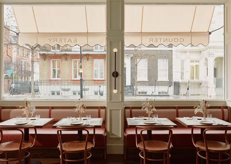 THE SLOANE STREET DELI, London .